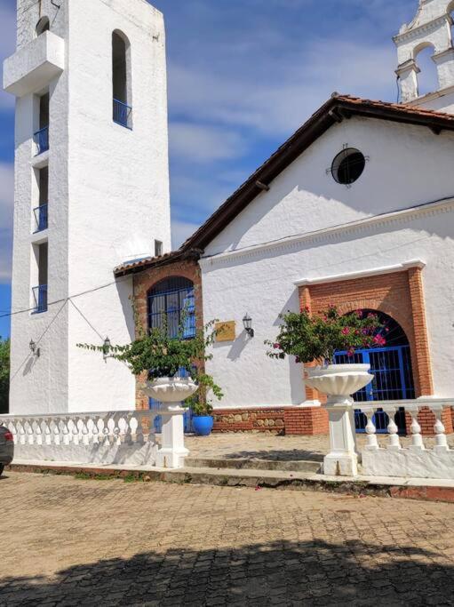 Apartamento 41, Aldea Doradal Santorini Colombiano